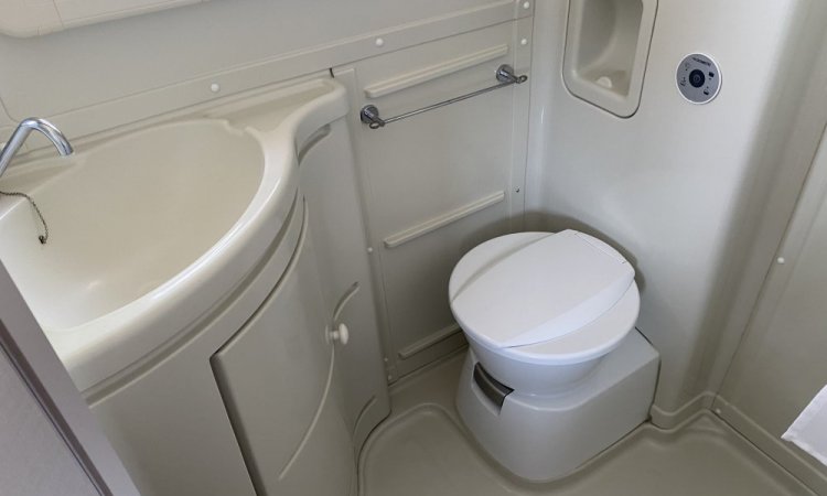 Nettoyage intérieur caravane et camping-car. WASHER AUTO